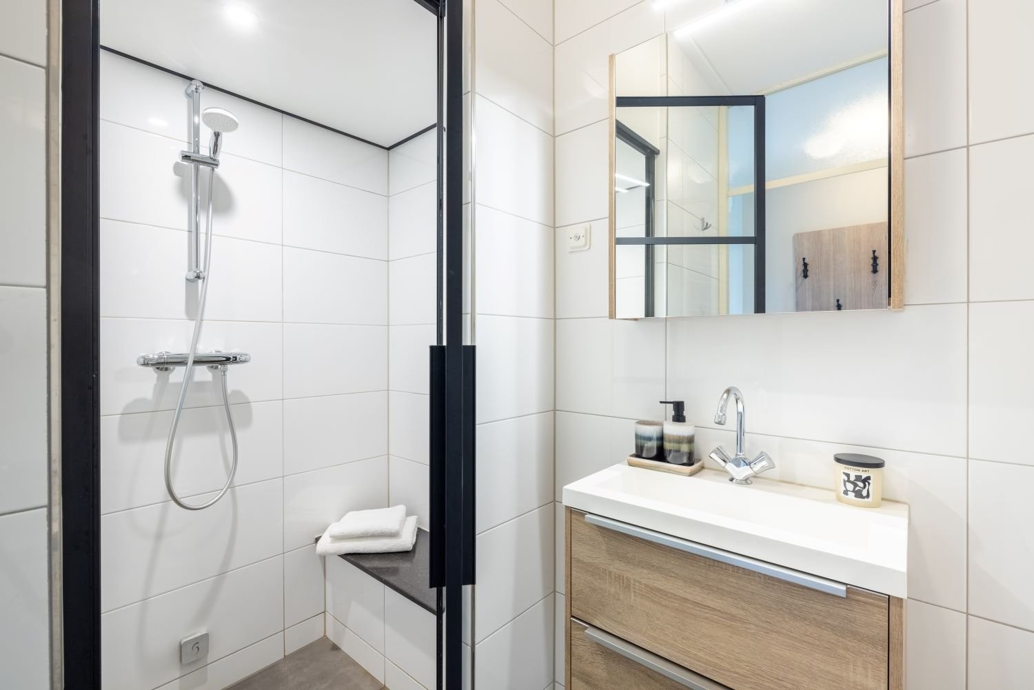 Hoorn 6 badkamer