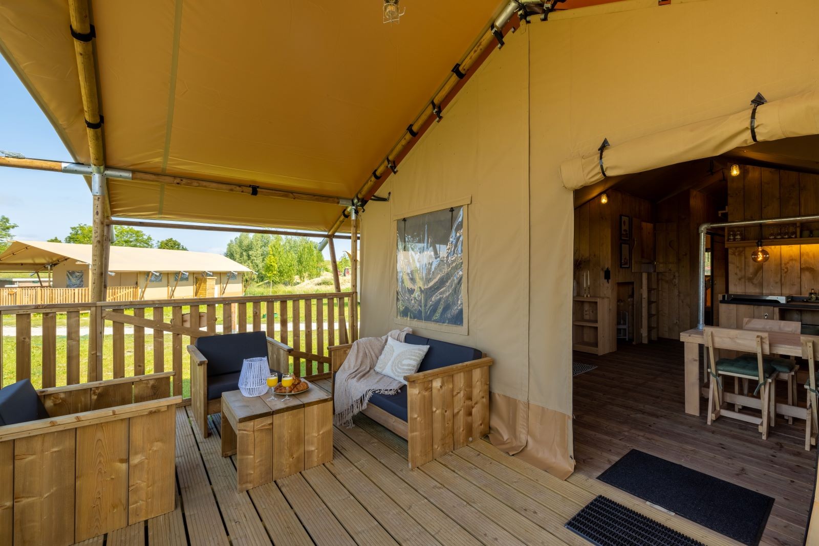 Safarilodge gazelle veranda 2