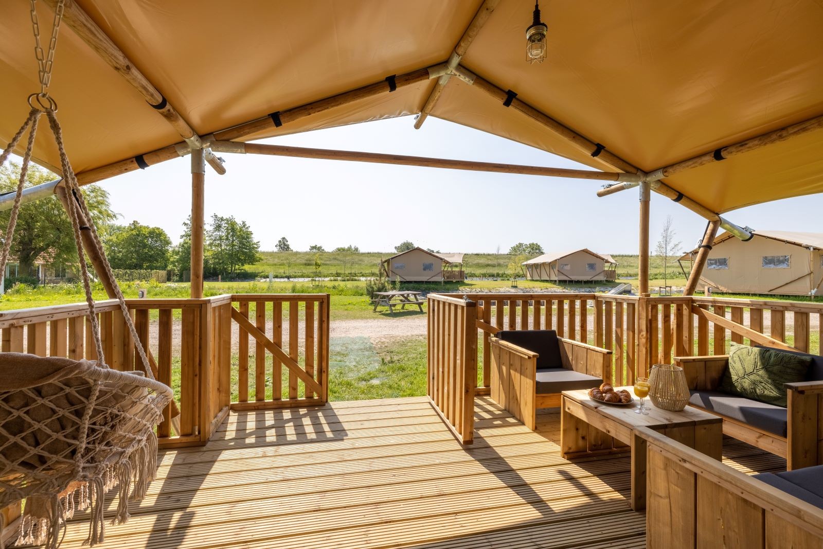 Safarilodge impala buiten uitzicht
